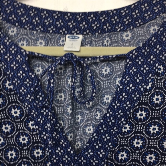 Old Navy sleeveless top - Picture 6 of 6